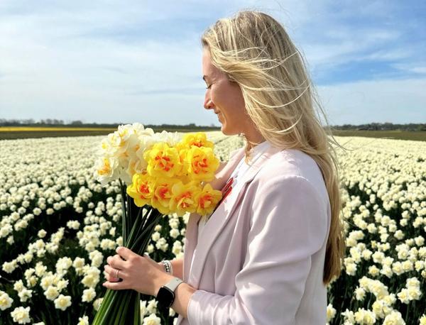 Flowerbulbs Amsterdam - Super Narcissus Mix - Sachet de valeur durable, 100 bulbes de fleurs pour 2,5 m2 de splendeur florale - Taille 12/14